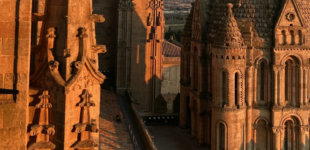 Auxilio Judicial en Castilla y León: plazas, sedes y destinos